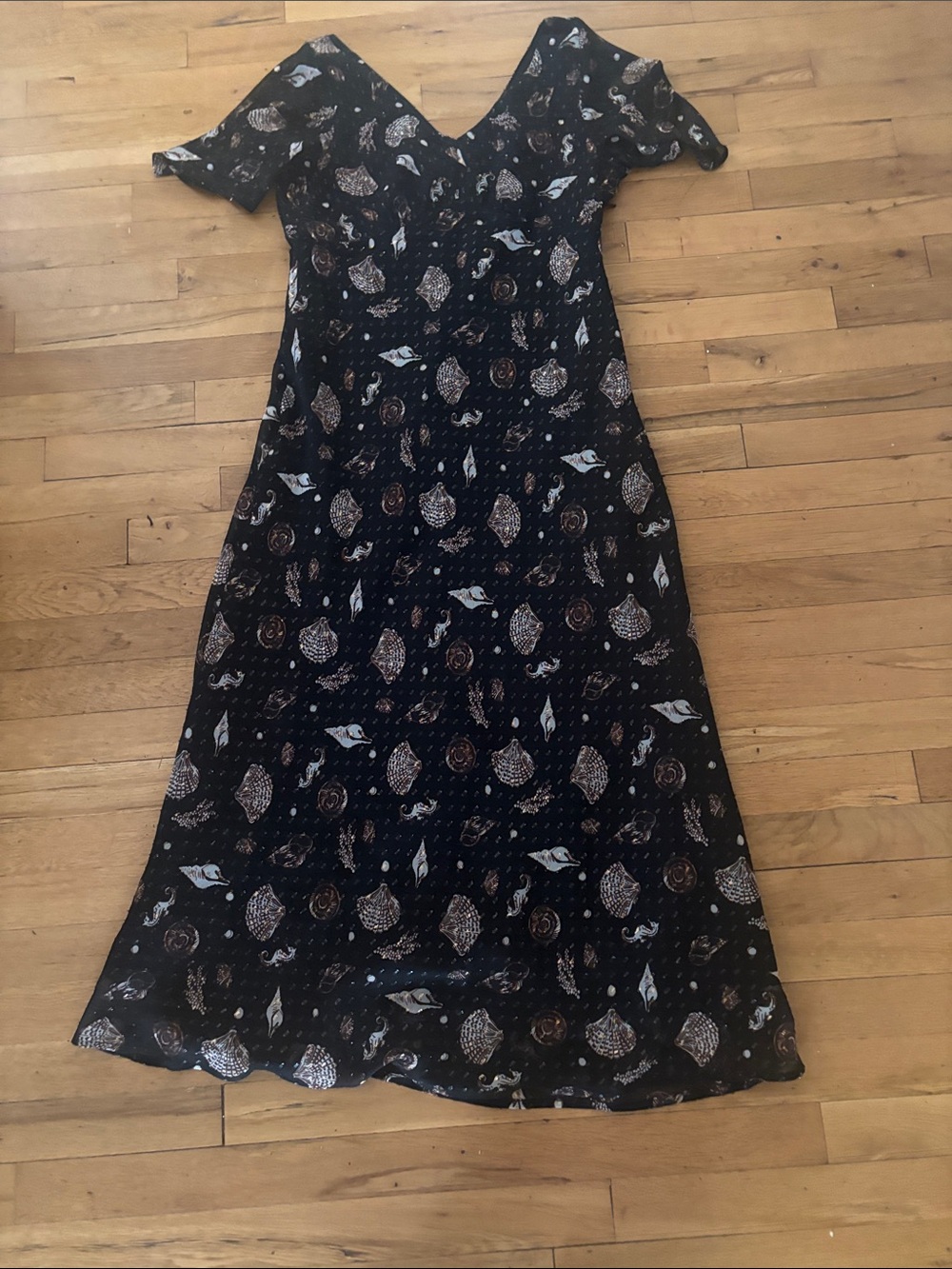 LOFT Seashell Midi Dress
